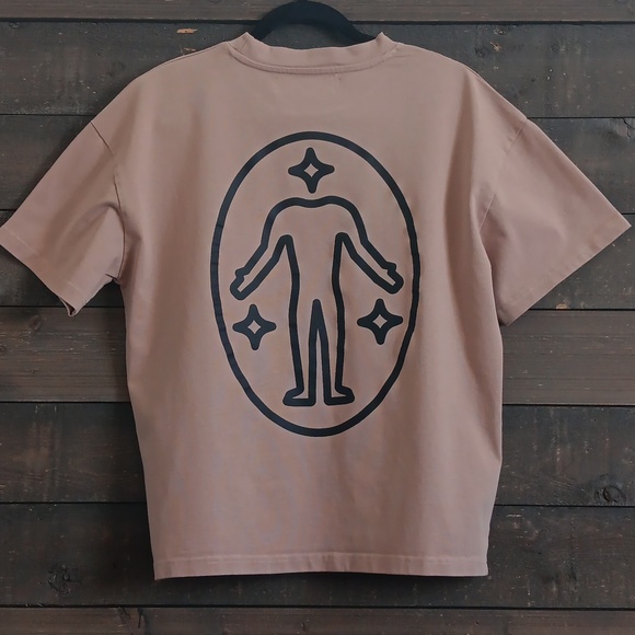 Untitled Artworks  Beige Graphic T-Shirt - Picture 8 of 10